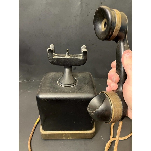 Antique Automatic Electric Co. AE8 Magneto Monophone Hand Crank Telephone - Picture 6 of 11